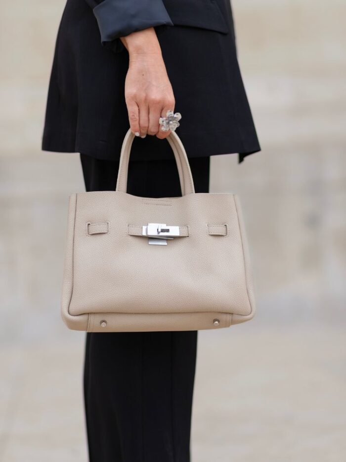 Charlotte Aline női bőr táska